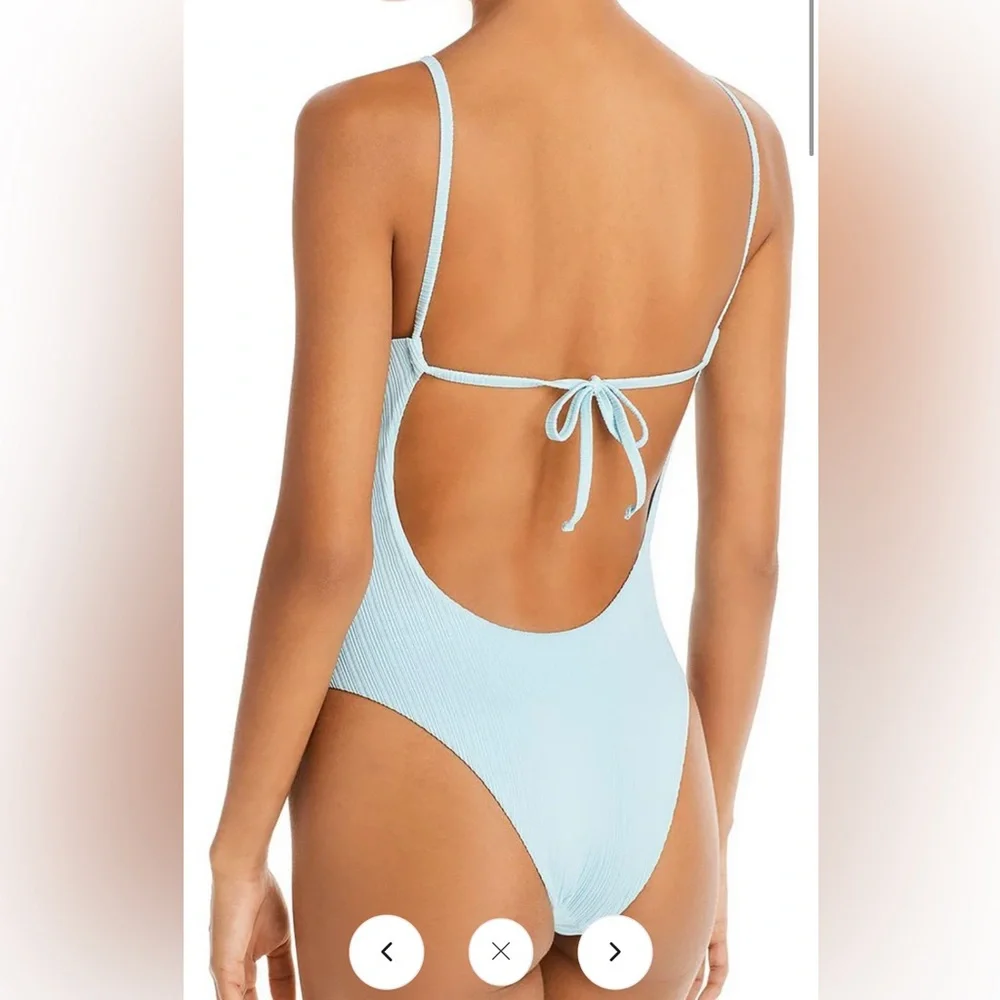 ✨2XHP✨Frankie’s Bikinis Lorelai Underwire Tie Back One-Piece Swimsuit- Sz Small